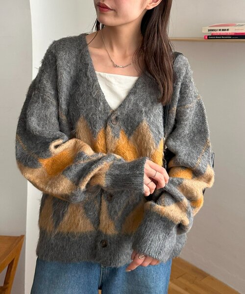 DISCOAT（ディスコート）の「【ユニセックス】アーガイル柄ニットカーディガン（カーディガン/ボレロ・レディース・ブラウン/チャコールグレー・FREE）」の14枚目の写真