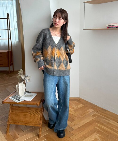 DISCOAT（ディスコート）の「【ユニセックス】アーガイル柄ニットカーディガン（カーディガン/ボレロ・レディース・ブラウン/チャコールグレー・FREE）」の15枚目の写真