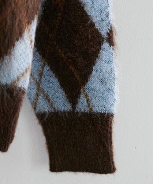 DISCOAT（ディスコート）の「【ユニセックス】アーガイル柄ニットカーディガン（カーディガン/ボレロ・レディース・ブラウン/チャコールグレー・FREE）」の8枚目の写真