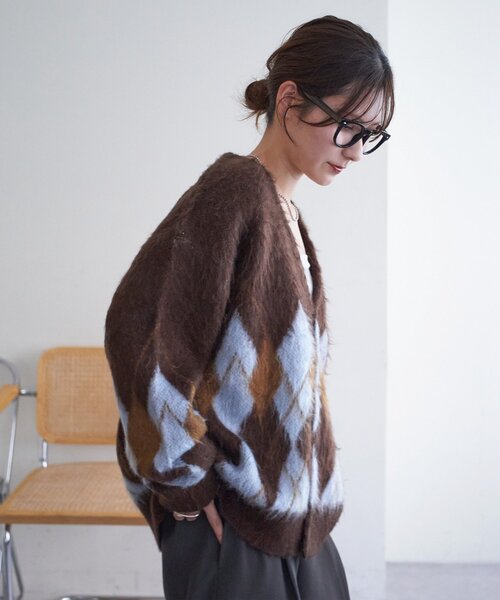 DISCOAT（ディスコート）の「【ユニセックス】アーガイル柄ニットカーディガン（カーディガン/ボレロ・レディース・ブラウン/チャコールグレー・FREE）」の20枚目の写真