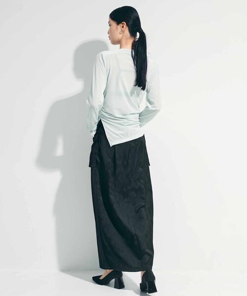 STUDIOUS(ステュディオス)の「【STUDIOUS/ステュディオス】Velours Long Tee/ベロアロングティー/カットソー/トップス/シアーベロア(Tシャツ/カットソー・レディース・ブラック/ネイビー/ミント/グレー系その他・FREE)」の15枚目の写真