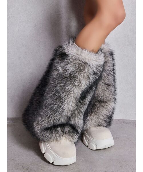 GYDA(ジェイダ)の「2WAY ECO FUR LEG WARMERニットブーツ(ブーツ・レディース・ブラック/アイボリー・LARGE/MEDIUM/SMALL)」の6枚目の写真
