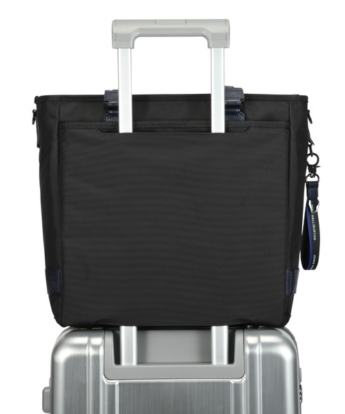 ZERO HALLIBURTON(ゼロハリバートン)の「ゼロハリバートン トートバッグ ZLM A4サイズ収納可能 14inchPC収納 81518(トートバッグ・メンズ・ネイビー/ブラック・FREE)」の11枚目の写真