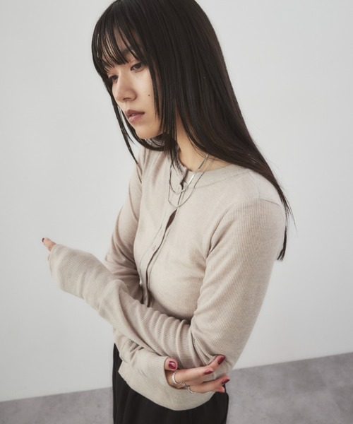 HANNE（アン）の「シアーリブカーディガン（カーディガン/ボレロ・レディース・ブラック/グレー/チャコールグレー/ベージュ/ネイビー/マスタード/ホワイト/ブラウン/ピンク・FREE）」の6枚目の写真