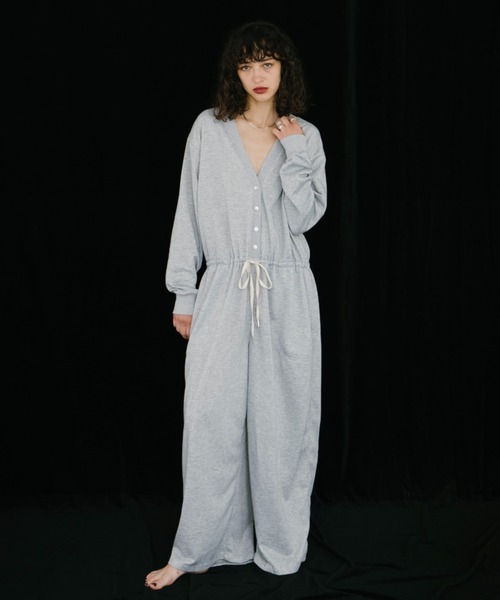 Vネックスウェットジャンプスーツ（つなぎ/オールインワン）｜HANNE