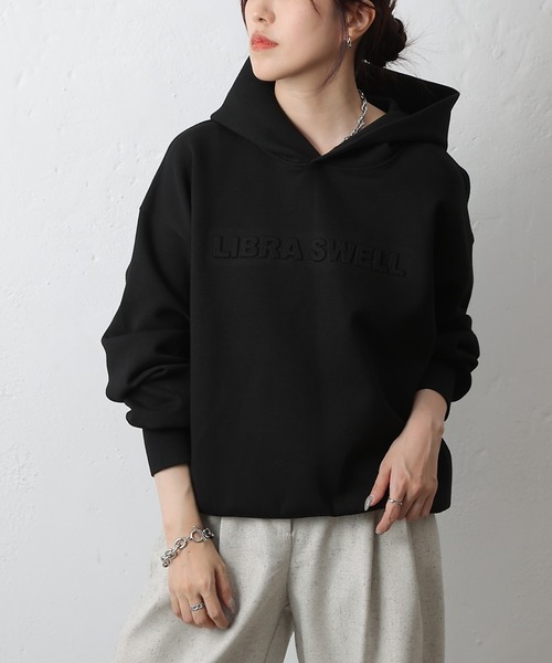 COLONY 2139（コロニートゥーワンスリーナイン）の「ダンボールエンボスロゴパーカー（パーカー・レディース・バーガンディー/チャコールグレー/ブラック・FREE）」の14枚目の写真