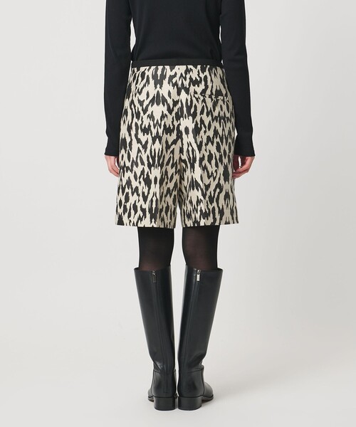 UNITED ARROWS（ユナイテッドアローズ）の「レオパード ジャガード ショート パンツ（その他パンツ・レディース・ベージュ・38/36）」の7枚目の写真