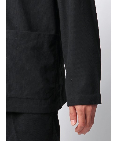 SUIT SQUARE(スーツスクエア)の「カバーオールシャツ ストレッチ 防シワ 吸水速乾 コーデュロイ 無地(カバーオール・メンズ・ホワイト/ブラック・LL/L/M/S)」の10枚目の写真