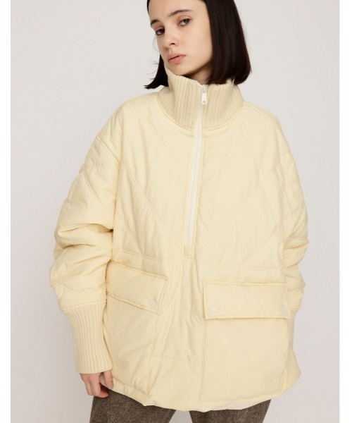 SLY(スライ)の「QUILTING STAND NYLON PULLOVER キルティング スタンド ナイロンプルオーバー 秋服 冬服(ブルゾン・レディース・ブラック/ブラウン/アイボリー・FREE)」の2枚目の写真