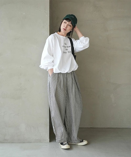 SOLAMONAT（ソラモナ）の「パフ天竺　裾ヒモ長袖プリント so many（Tシャツ/カットソー・レディース・ホワイト×ブラック/杢グレー/ホワイト×グレー/ブラック・FREE）」の20枚目の写真