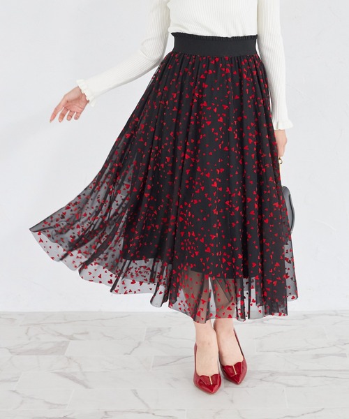 tocco closet(トッコ クローゼット)の「ハート&ドットアソートフロッキーチュールフレアスカート(スカート・レディース・チャコールグレー/アイボリー/ブラック・M)」の7枚目の写真