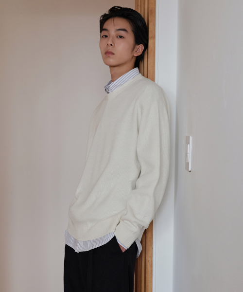 Mini Malibu knitted V‑neck knit [cream] — вязаный V‑образный свитер (цвет крем)
