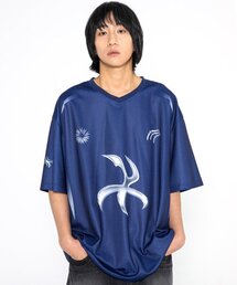 XTONZ（エクストーンズ）の「XTT091 ミヌのトライバルスポーティ半袖Tシャツ (NAVY)（Tシャツ/カットソー）」