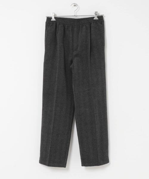 ITEMS URBANRESEARCH(アイテムズ アーバンリサーチ)の「ヘリンボン ウエストイージースラックス(その他パンツ・メンズ・ブラウン/ブラック/グレー・MEDIUM/LARGE)」の2枚目の写真