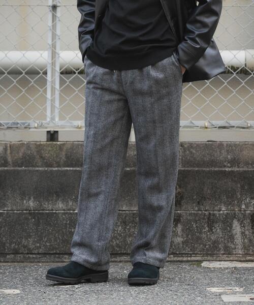 ITEMS URBANRESEARCH(アイテムズ アーバンリサーチ)の「ヘリンボン ウエストイージースラックス(その他パンツ・メンズ・ブラウン/ブラック/グレー・MEDIUM/LARGE)」の12枚目の写真