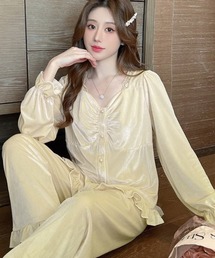 BLOSSOM（DIAVEL）（ブロッサム）の「サテン風ツヤ感×フリルルームウェアセット（ルームウェア/パジャマ）」