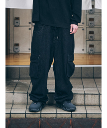 BSRABBIT（ビエスラビット）の「カーゴルーズフィットデニムパンツブラック（デニムパンツ）」