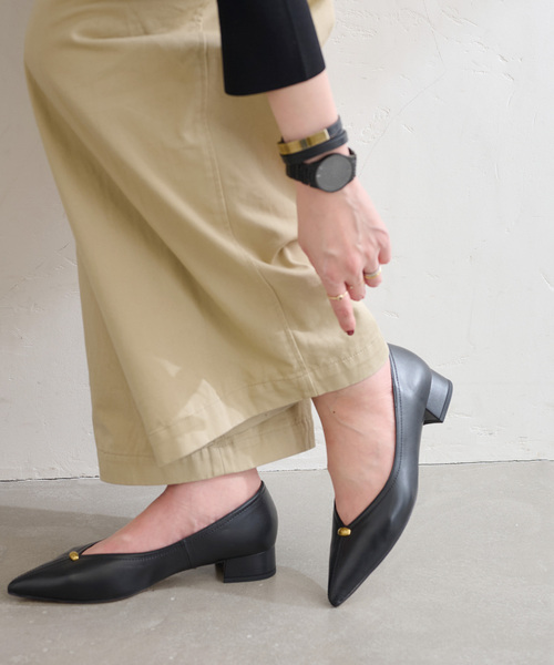 LE TALON（ルタロン）の「《追加》3cmVカットメタルパンプス（パンプス・レディース・レモンイエロー/キャメル/ブラック系その他・25.5cm/22.5cm/23.5cm/24.5cm/25cm/22cm/24cm/23cm）」の8枚目の写真