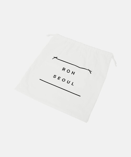 ROH SEOUL(ローソウル)の「<ROH SEOUL>MID PEBBLE SHOULDER バッグ(ショルダーバッグ・レディース・ブラック・FREE)」の13枚目の写真