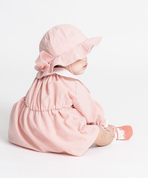 Ampersand（アンパサンド）の「フルーツ刺しゅうシャーリングデザインカバーオール（ロンパース・キッズ・イエロー/ピンク・80/70/60）」の4枚目の写真