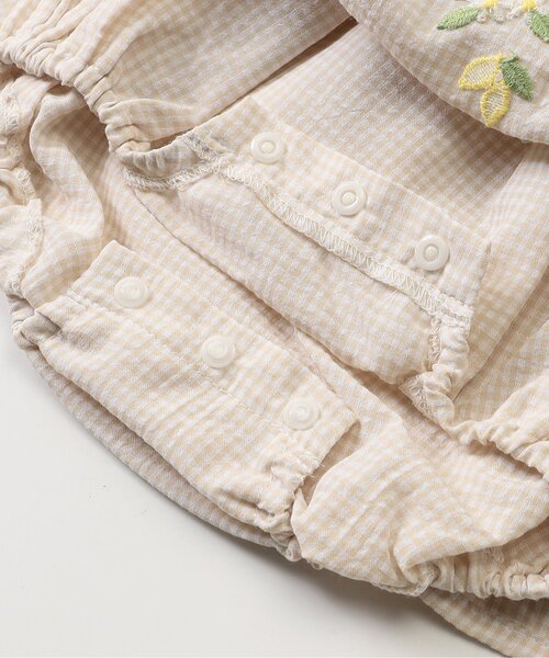 Ampersand（アンパサンド）の「フルーツ刺しゅうシャーリングデザインカバーオール（ロンパース・キッズ・イエロー/ピンク・80/70/60）」の12枚目の写真