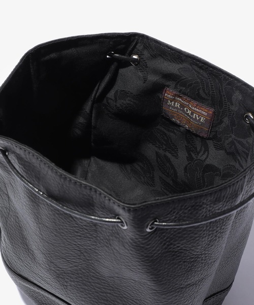 MR.OLIVE（ミスターオリーブ）の「【MR.OLIVE】IMPERMA-LEATHER /2WAY DRAWSTRING POUCH（ショルダーバッグ・メンズ・ブラック・FREE）」の3枚目の写真