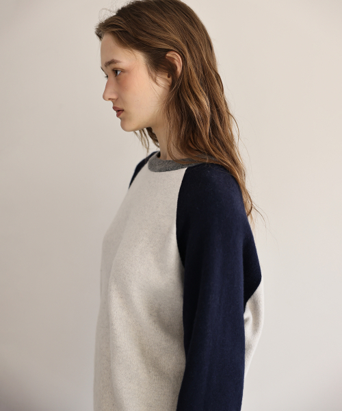 ANDNEEDS(アンドニーズ)の「Clay raglan knit (navy)(ニット/セーター・レディース・その他・FREE)」の2枚目の写真