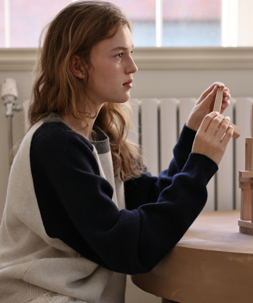 ANDNEEDS(アンドニーズ)の「Clay raglan knit (navy)(ニット/セーター・レディース・その他・FREE)」の3枚目の写真