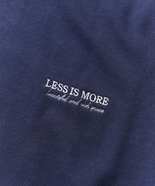 MAISON CLUB（メゾンクラブ）の「【MAISON CLUB】ワンポイント刺繍スウェット LESS IS MORE（スウェット・メンズ・ブラック/グレー/グリーン/ホワイト/ネイビー・M/L/2XL/XL）」の10枚目の写真