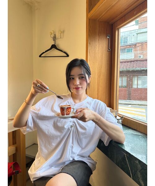 SSERPE(セルぺ)の「ディストロイドニワイドデニムパンツダーティーブルー&マスタード(デニムパンツ・レディース・その他・SMALL/MEDIUM/LARGE/X-SMALL)」の8枚目の写真