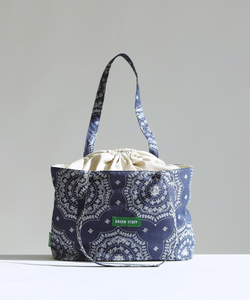 GREEN STUFF(グリーンスタッフ)の「boat string bag 66 paisley - navy M(エコバッグ/サブバッグ・レディース・その他・FREE)」の2枚目の写真