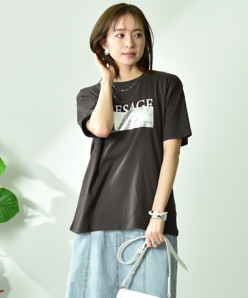INTERPLANET(インタープラネット)の「【UV・接触冷感】箔プリント&ロゴ入りTシャツ(Tシャツ/カットソー・レディース・ライトベージュ/チャコールグレー/オフホワイト・FREE)」の6枚目の写真