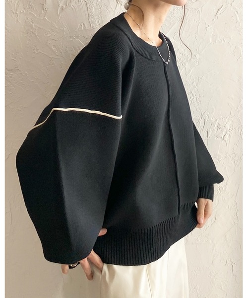 She's Closet(シーズクローゼット)の「配色ボリューム袖ドルマンスリーブオーバーサイズニットプルオーバー(ニット/セーター・レディース・ブラック/アイボリー・FREE)」の8枚目の写真