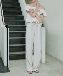 COMBSTUDIO（コムスタジオ）の「CO SIDE TUCK DETAIL PANTS_LIGHT BEIGE（その他パンツ）」