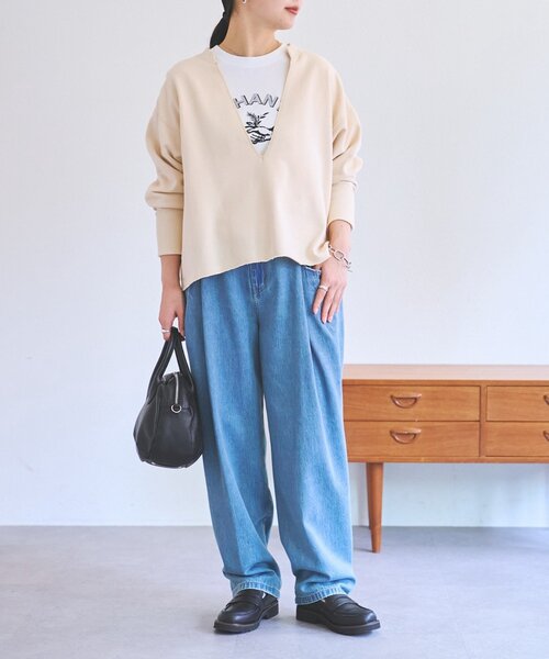 FRIPIER（フリピエ）の「《FRIPIER》深Vカットオフトレーナー（Tシャツ/カットソー・レディース・ベージュ/ライトグレー・FREE）」の6枚目の写真