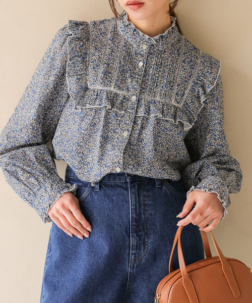 SLOBE IENA（スローブイエナ）の「Petit Flower フリルブラウス（シャツ/ブラウス・レディース・ピンク系その他/サックスブルー・FREE）」の7枚目の写真