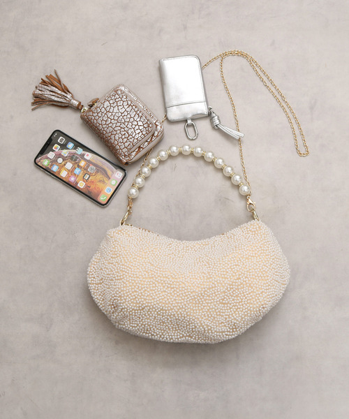 cache cache（カシュ カシュ）の「カシュカシュ cachecache / パール調ビーズワンハンドルバッグ（クラッチバッグ・レディース・ホワイト/ライトベージュ・FREE）」の9枚目の写真