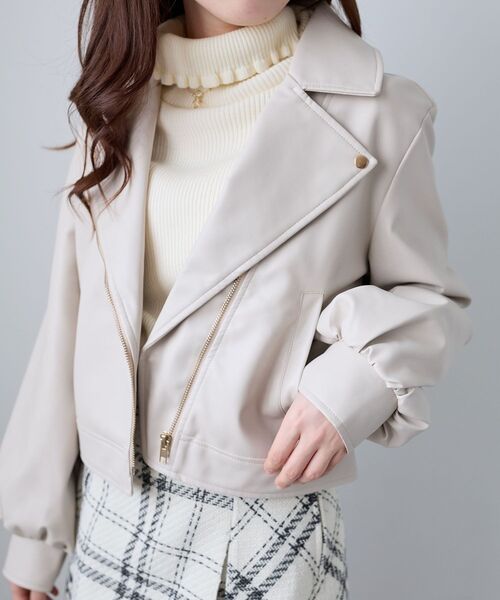 MAJESTIC LEGON（マジェスティックレゴン）の「Ladyショートライダース（ブルゾン・レディース・ブラック/アイボリー/ベージュ・MEDIUM/SMALL）」の17枚目の写真