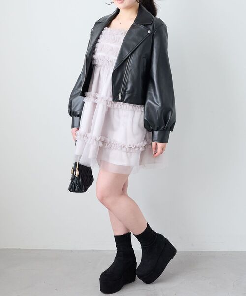 MAJESTIC LEGON(マジェスティックレゴン)の「Ladyショートライダース(ブルゾン・レディース・ブラック/アイボリー/ベージュ・MEDIUM/SMALL)」の17枚目の写真