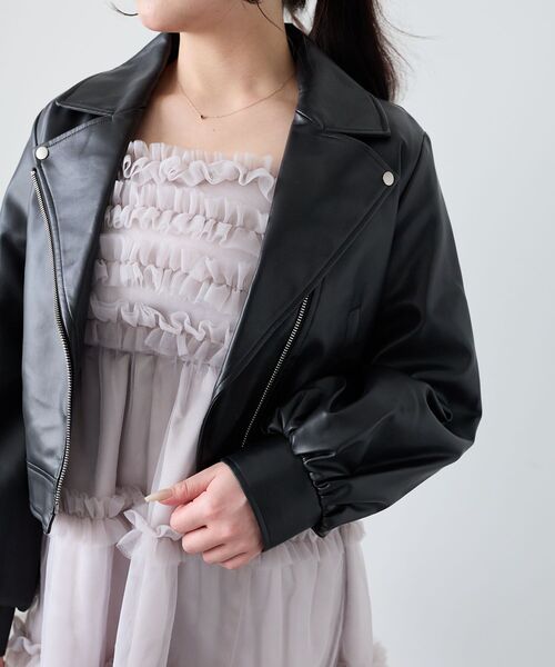MAJESTIC LEGON(マジェスティックレゴン)の「Ladyショートライダース(ブルゾン・レディース・ブラック/アイボリー/ベージュ・MEDIUM/SMALL)」の12枚目の写真