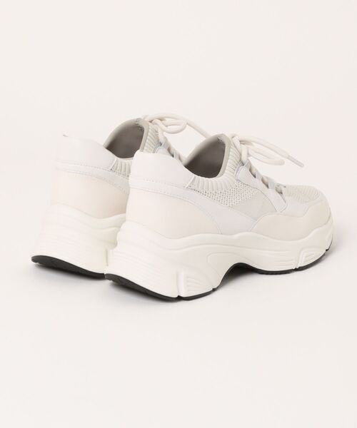 tsumori chisato WALK(ツモリチサトウォーク)の「厚底レースアップニットスニーカー(スニーカー・レディース・ブラック/アイボリー・22.0cm/22.5cm/24.0cm/24.5cm/23.0cm/23.5cm)」の3枚目の写真