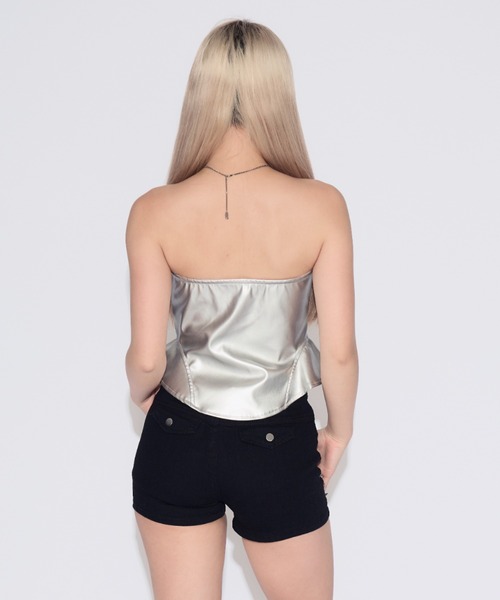 tinkerend(ティンカーエンド)の「Belted Faux Leather Tube Top / ベルト付きフェイクレザーチューブトップ カップ付(チューブトップ・レディース・ブラック/シルバー・FREE)」の17枚目の写真