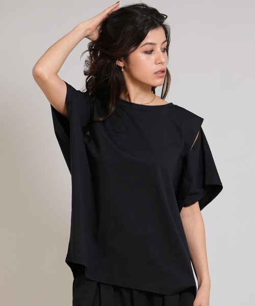 Ungrid(アングリッド)の「Ungrid/アングリッド 半袖 Tシャツ ショルダースリット 水陸両用 561301 UT(Tシャツ/カットソー・レディース・ブラック/ブルー/ホワイト・M)」の13枚目の写真