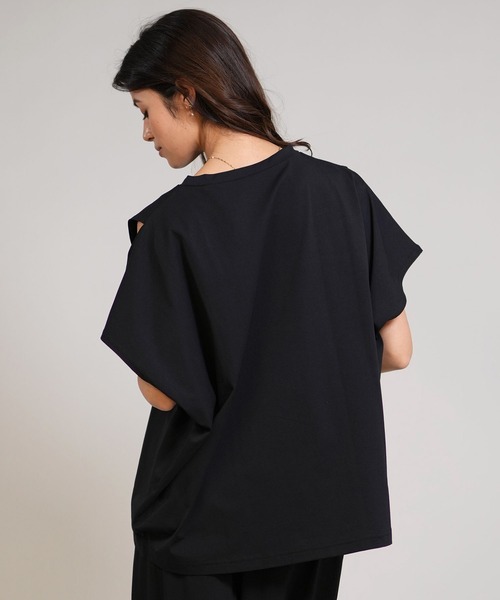 Ungrid(アングリッド)の「Ungrid/アングリッド 半袖 Tシャツ ショルダースリット 水陸両用 561301 UT(Tシャツ/カットソー・レディース・ブラック/ブルー/ホワイト・M)」の14枚目の写真