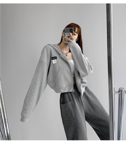 Ritzy（リッツィー）の「ワッフルクロップドパーカー（パーカー・レディース・ブラック/ライトブルー/ホワイト/ライトグレー/ダークグレー/ダークブルー・M/L/S）」の13枚目の写真