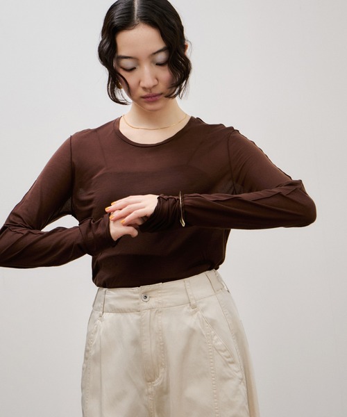 ADAM ET ROPE'(アダムエロペ)の「ロングスリーブカットソー(Tシャツ/カットソー・レディース・オフホワイト/ブラウン・FREE)」の8枚目の写真