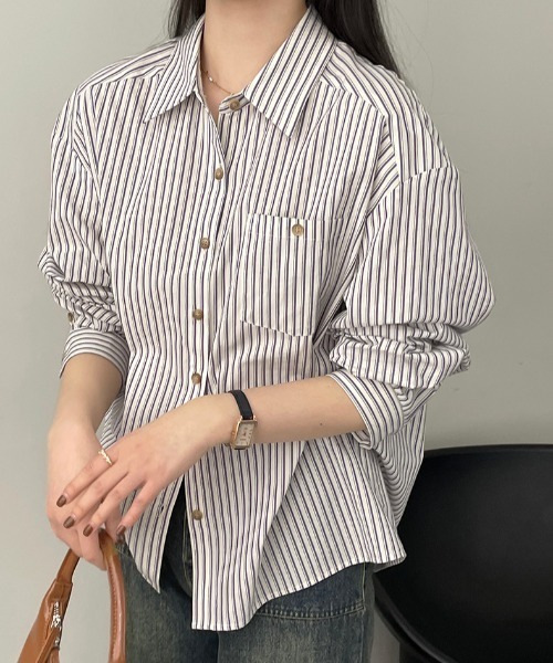 semplice(センプリチェ)の「ストライプ柄 オーバーサイズ シャツ(シャツ/ブラウス・レディース・ブルー/ホワイト・F)」の14枚目の写真