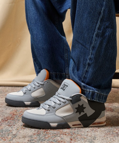 DC SHOES(ディーシーシューズ)の「DC SHOES メンズ DC COMMAND シューズ 【2026年春夏モデル】/復刻モデル(スニーカー・メンズ・ブラック系その他/グレー系その他・25.5cm/26cm/26.5cm/27cm/27.5cm/28cm/29cm)」の2枚目の写真