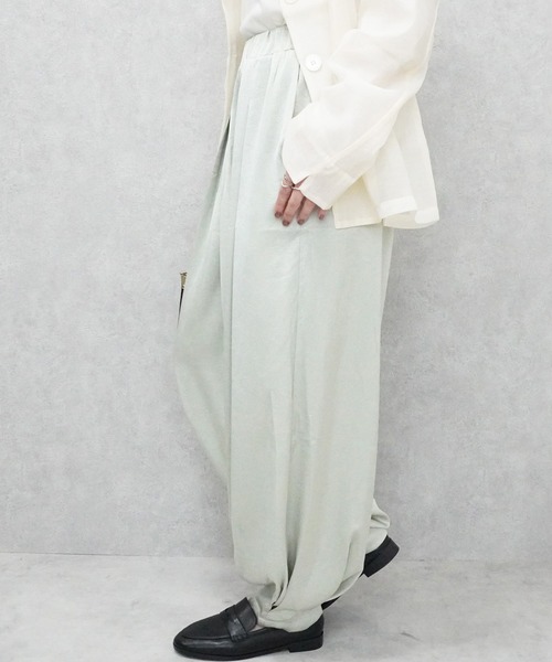 SELECT LEVERY(セレクトリベリー)の「サテンパンツ(その他パンツ・レディース・ミント/ライトベージュ/ブラック・MEDIUM)」の13枚目の写真