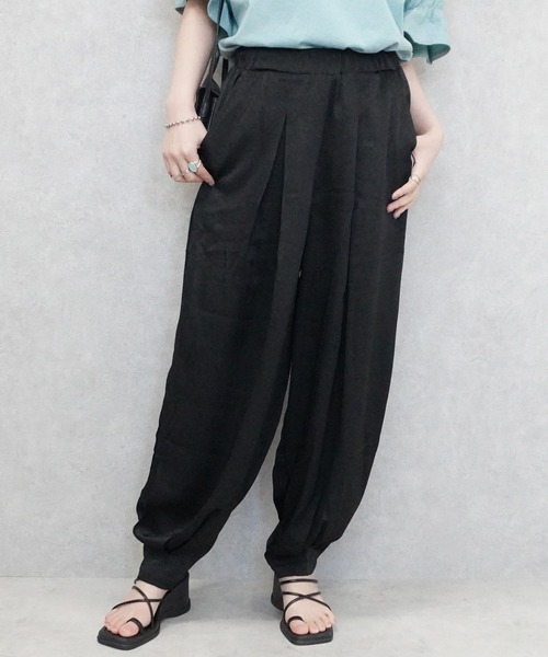 SELECT LEVERY(セレクトリベリー)の「サテンパンツ(その他パンツ・レディース・ミント/ライトベージュ/ブラック・MEDIUM)」の9枚目の写真